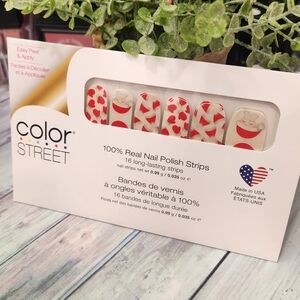 Color Street Nail Strip- Christmas Nail design